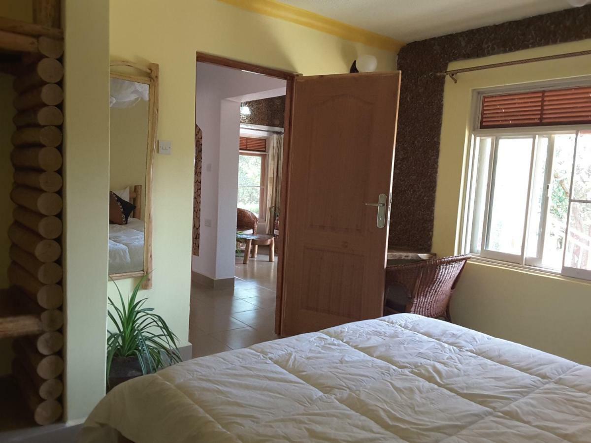 Brownstone Country Home Лира Экстерьер фото